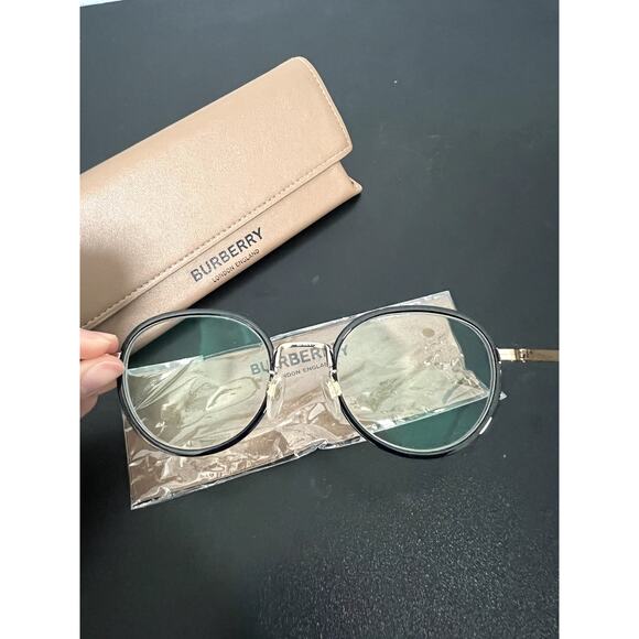 Burberry Round Frame Glasses w/ Original Packaging - Picture 4 of 10